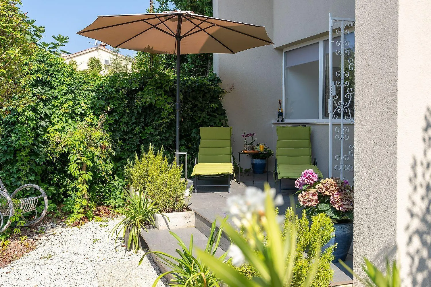 Holiday home Exquisites Ferienhaus Mit Privatem Garten, Liegen, Kinderstuhl, Waschmaschine - Nur 700 Meter Zum Strand Porec Croatia