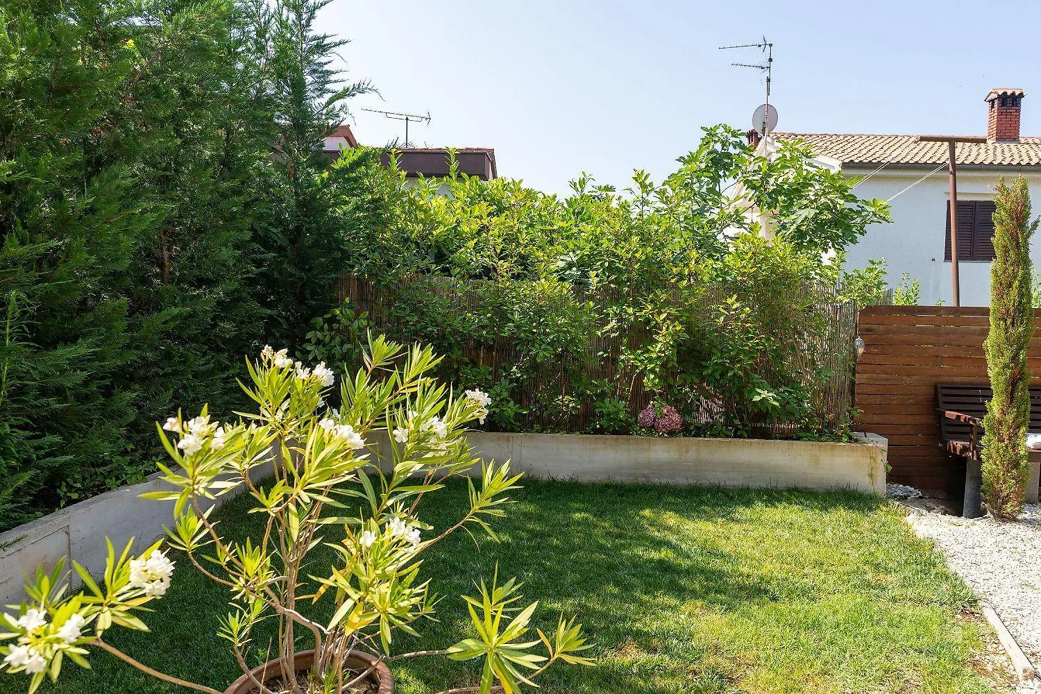 Exquisites Ferienhaus Mit Privatem Garten, Liegen, Kinderstuhl, Waschmaschine - Nur 700 Meter Zum Strand Porec 0*,